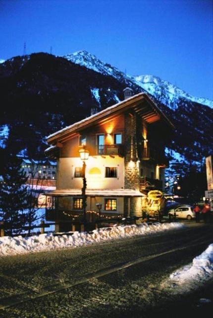 Affittacamere Lou Ressignon Cogne Exterior foto